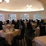 Royal 5*