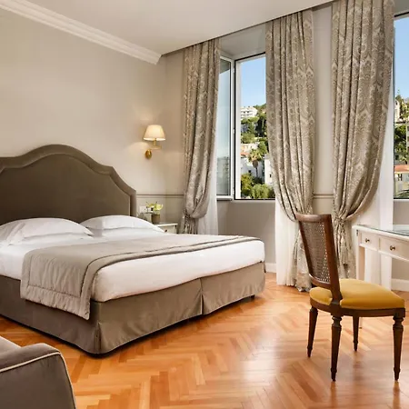 Hotel Royal 5*