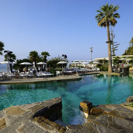 Royal Hotel 5*