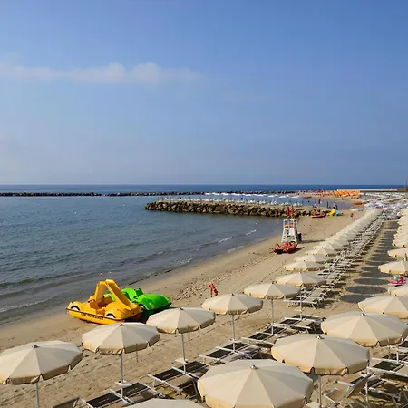 Hotel Royal 5*
