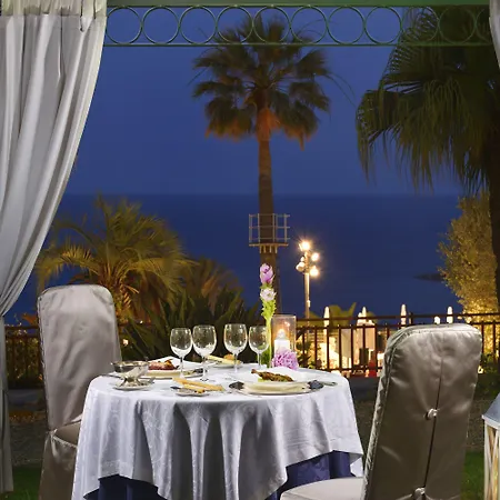 Hotel Royal