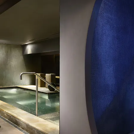 Royal Hotel 5*
