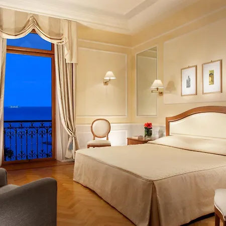 Hotel Royal