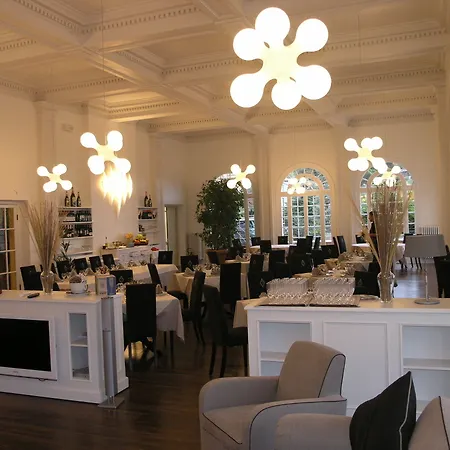 Hotel Royal