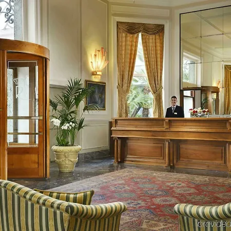 Hotel Royal