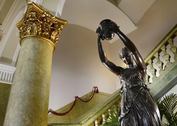 Готель Royal Санремо